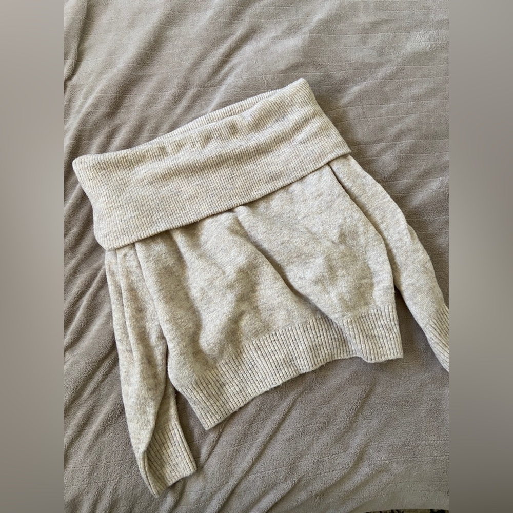 H&M off the shoulder sweater